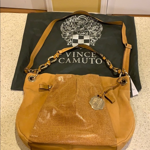 NWT Vince Camuto Purse Tote Shoulder Bag - Picture 1 of 7